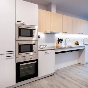 Coleman Court Summer Appartement